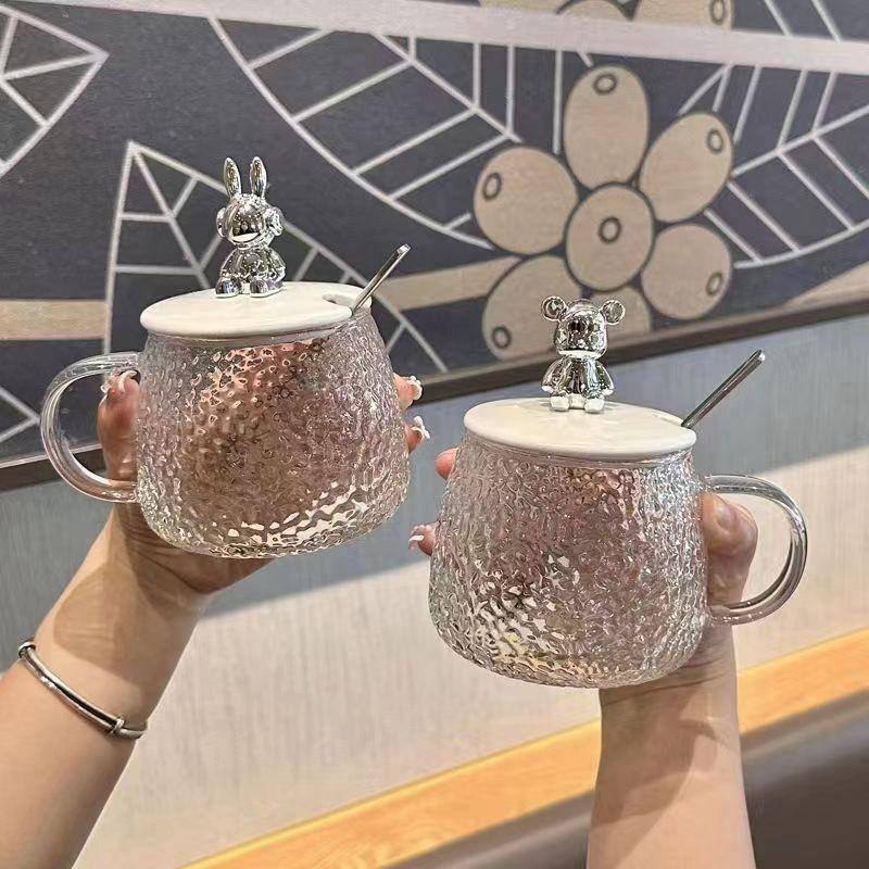 مج زجاج بغطاء دبدوب