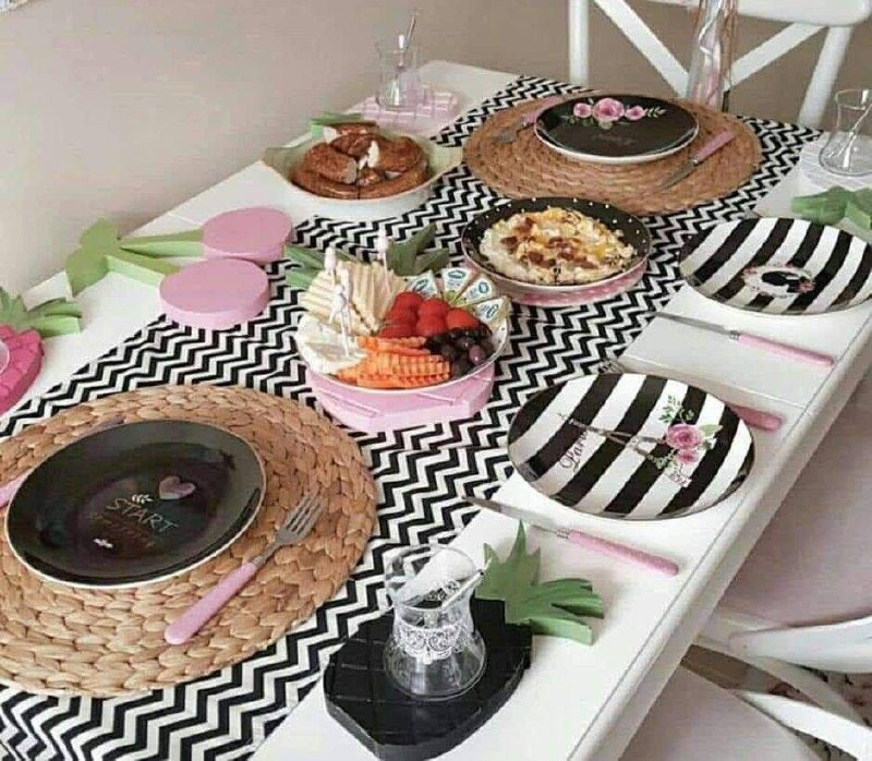 كوستر خوص أنيق للمائدة